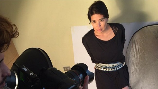 Ex jefa de prensa de la UDI lanzó libro con denuncias que incluyen acoso sexual