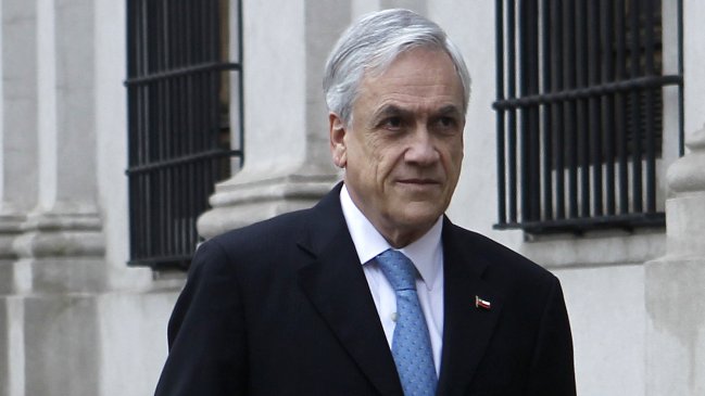Piñera: Es una vergüenza que medio millón de chilenos no sepa dónde votar