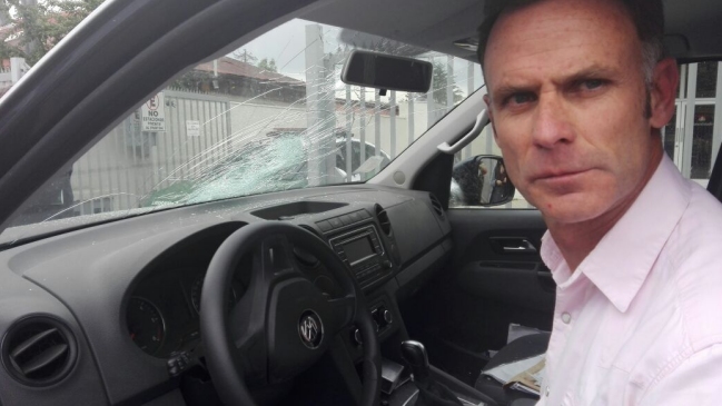 Candidato por Lo Barnechea denunció que fue atacado por desconocidos