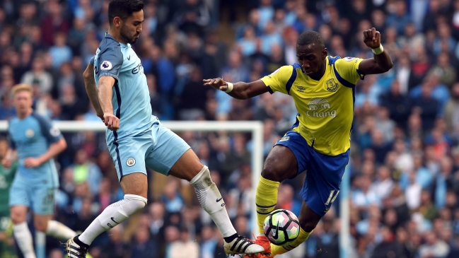 Claudio Bravo fue titular en el empate como local de Manchester City ante Everton