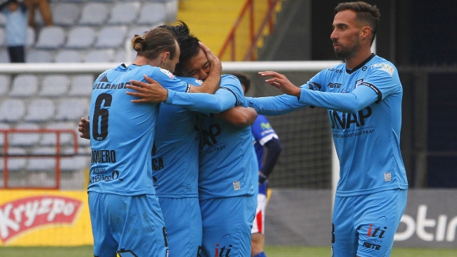 D. Iquique superó como visita a Huachipato y recuperó el liderato del Apertura