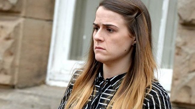 En libertad quedó mujer británica que fingió ser hombre para tener sexo con una amiga