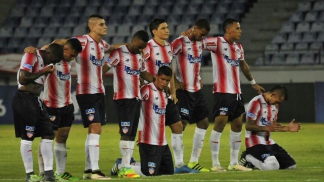 Junior de Barranquilla junto a Sebastián Toro sufrieron una holgada caída ante Bucaramanga