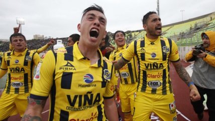 Everton celebró en el clásico porteño ante S. Wanderers y salió del último lugar