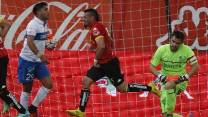 Carlos Salom con una palomita abrió la cuenta para Unión Española ante la UC