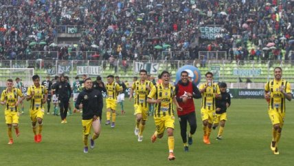 Everton brilló y se quedó con el clásico porteño ante Santiago Wanderers