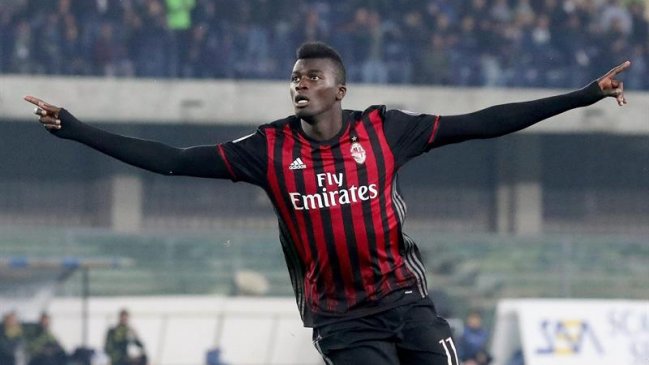 AC Milan se llevó la victoria en su visita a Chievo Verona