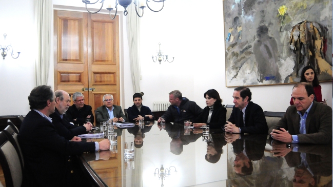 Chile Vamos condicionó apoyo a ley corta del Gobierno para solucionar cambios de domicilios