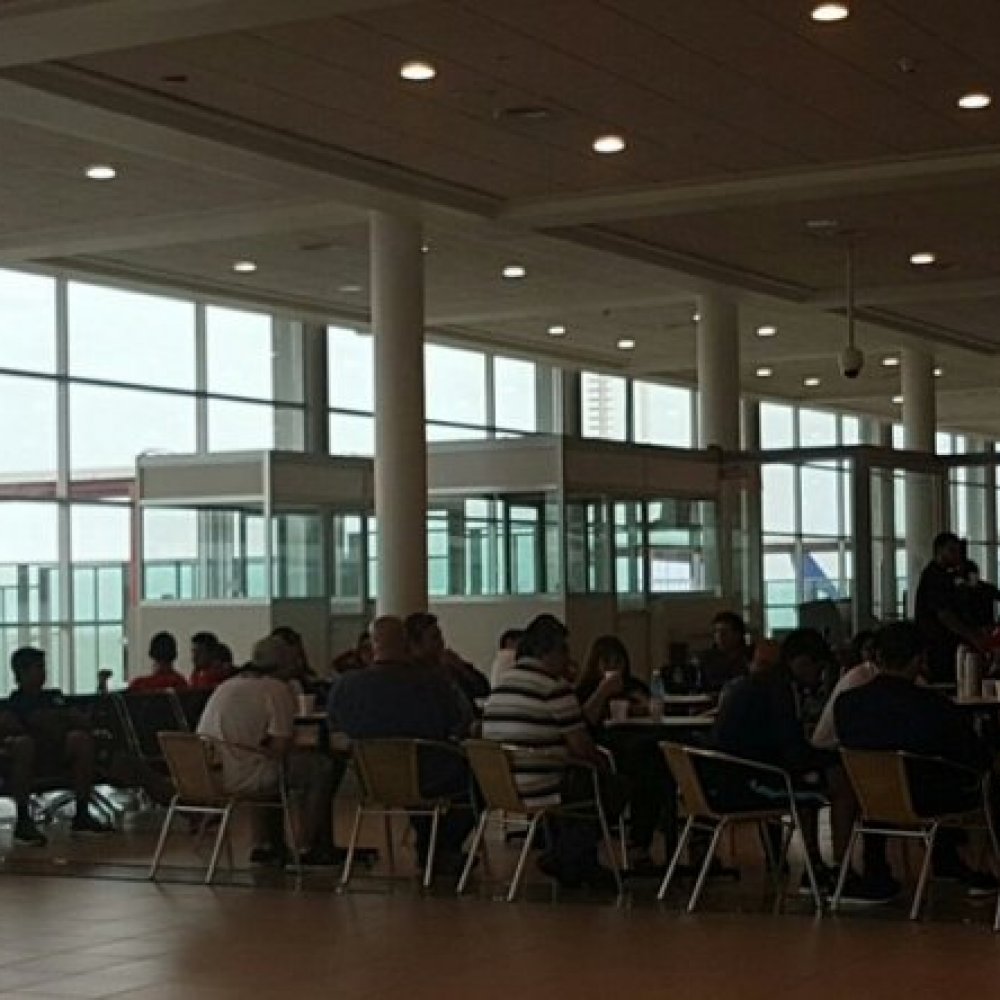 Plantel de Cerro Porteño quedó varado en Iquique por problemas administrativos de vuelo charter