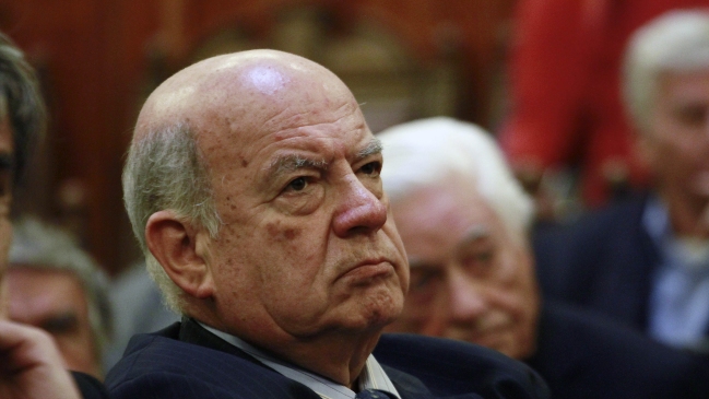 Insulza: Al Gobierno le faltó asegurarse de tener los votos antes de mandar la ley corta