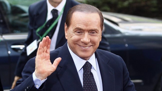  Juzgarán a las mujeres de las fiestas de Berlusconi  