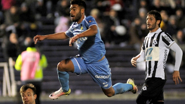 Conmebol sancionó a O'Higgins por comportamiento de hinchas ante Montevideo Wandererers