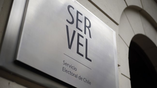 Error en padrón: Diputados evalúan acusación para destituir a directivos del Servel