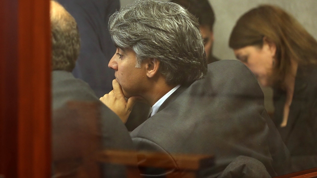 Enríquez-Ominami tras formalización: 