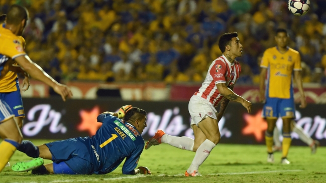 Edson Puch se hizo presente en el marcador en victoria de Necaxa