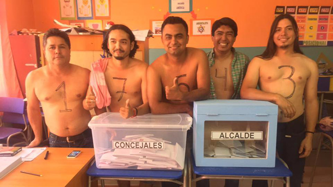 La inusual protesta de un grupo de vocales de mesa en Arica