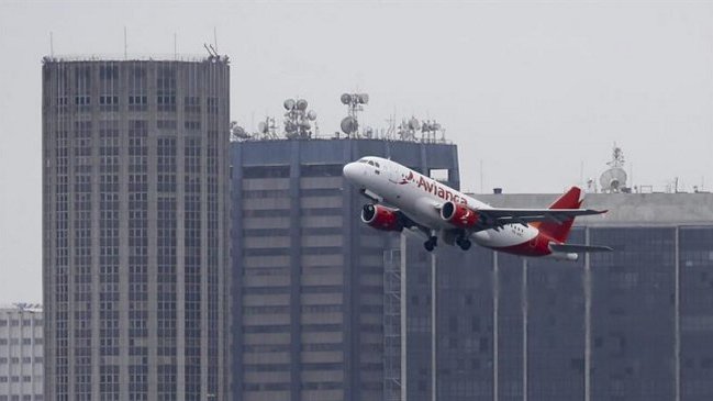 Avianca reanudó vuelos a Caracas al aclarar incidente de avión