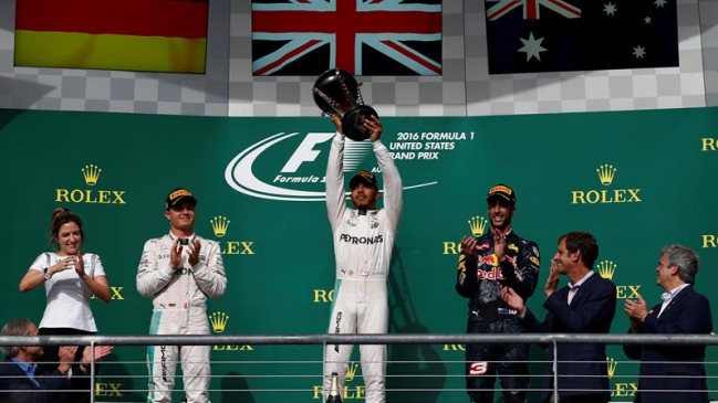 Lewis Hamilton ganó el GP de Estados Unidos y recortó distancias con Nico Rosberg en la Fórmula 1