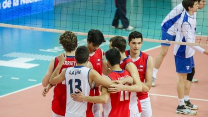 Chile cerró su participación en el Sudamericano sub 21 de Vóleibol con una victoria ante Uruguay