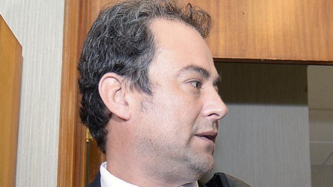 Caso Sename: Fiscal llegó a Santiago para interrogar a ex directores