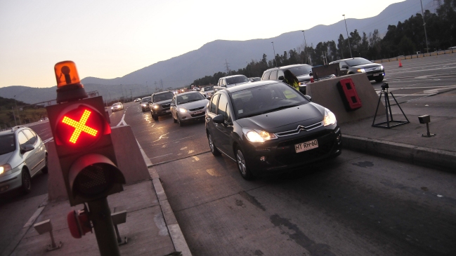  Fin de semana: 470 mil vehículos saldrán de Santiago  