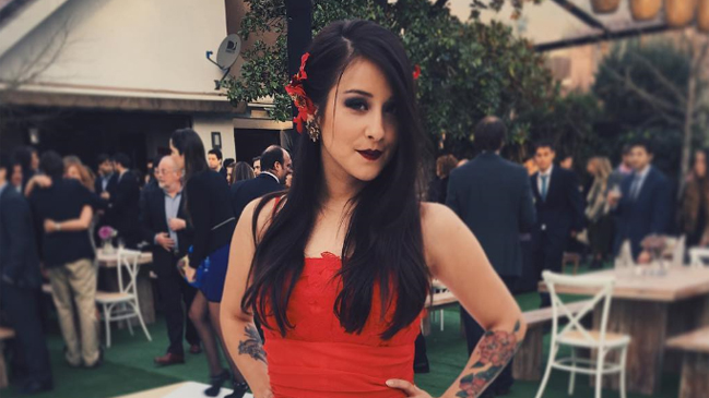 La esperanzadora respuesta de Denise Rosenthal a joven que la invitó a una cita con la Tarjeta Junaeb