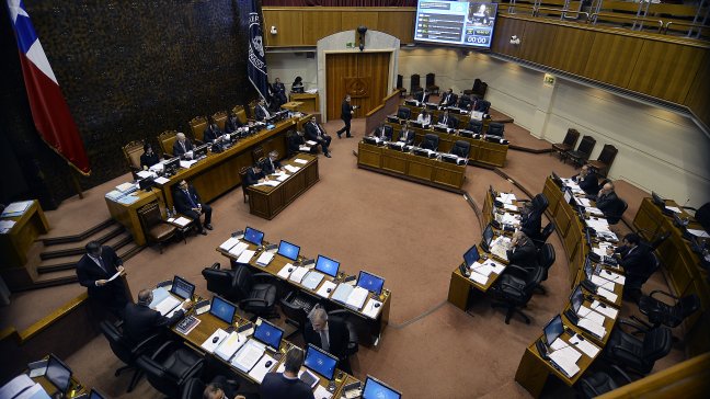 Senado aprobó reajuste salarial de 3,2 por ciento al sector público