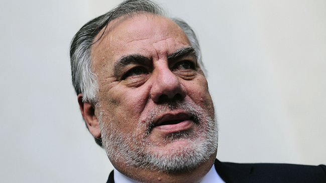 Osvaldo Andrade dice que crisis oficialista 