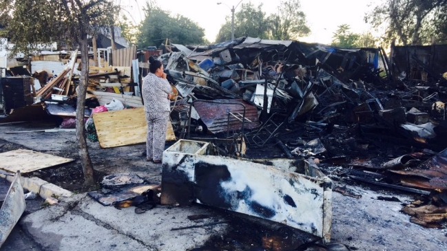 Incendio en campamento cercano a ex Penitenciaría dejó 25 damnificados