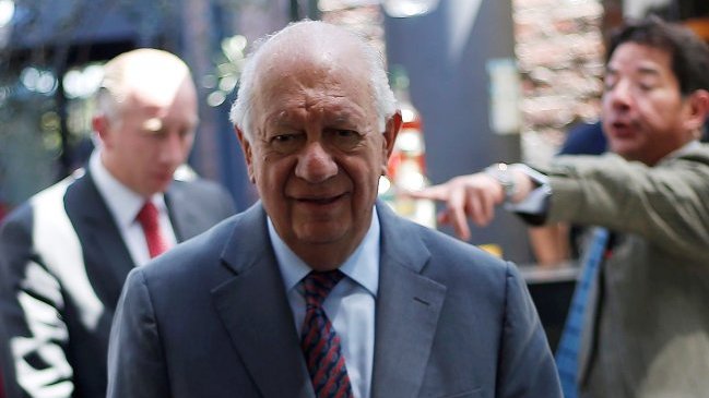 PS abre la puerta a Lagos para participar en primaria presidencial del partido