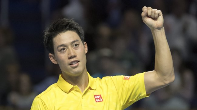 Kei Nishikori lo dio vuelta ante Gilles Müller y clasificó a la final del ATP de Basilea