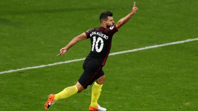 Manchester City goleó a West Bromwich y sigue en la pelea por el liderato en Inglaterra