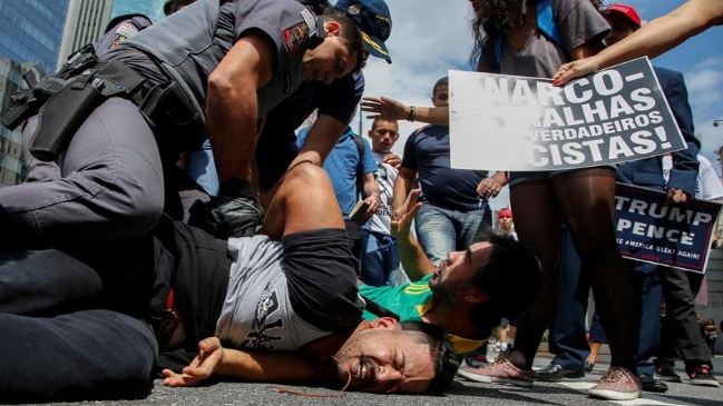 Simpatizantes y detractores brasileños de Trump se enfrentaron en Sao Paulo