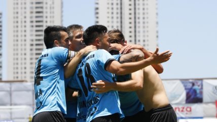 Resumen: Iquique lidera bajo el constante acecho de Unión y la UC