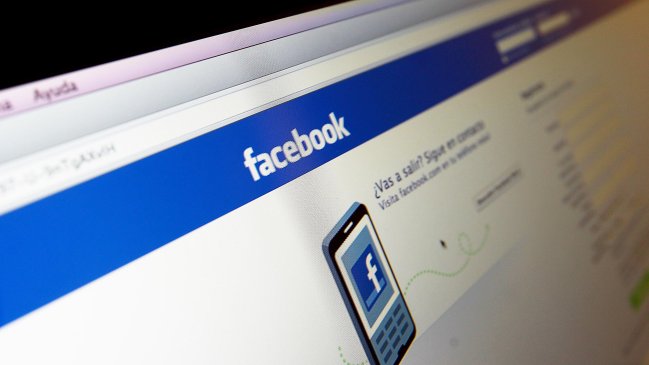 Parlamentarios buscan regular y sancionar agresiones en redes sociales