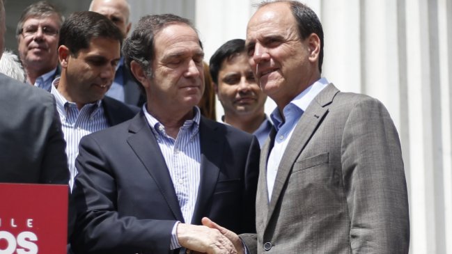 Chile Vamos mira con cautela alza de Guillier en encuesta Adimark