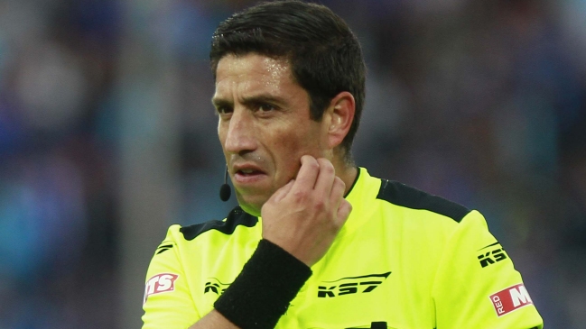 Eduardo Gamboa arbitrará el clásico entre U. Católica y Colo Colo