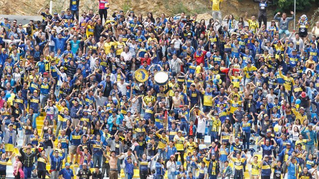 Everton aplicará derecho de admisión a hincha por incidente en duelo ante Universidad de Chile