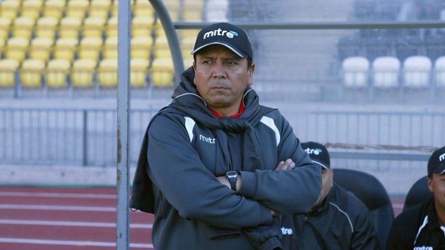 Luis Pérez regresó a la dirección técnica de San Antonio Unido de la Segunda División