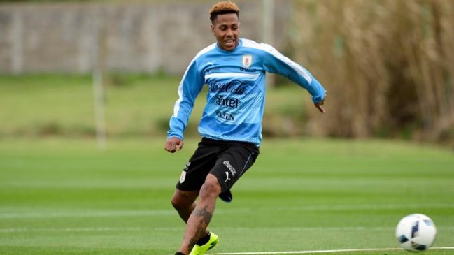 Abel Hernández será baja en Uruguay para los partidos ante Ecuador y Chile