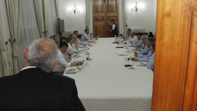 Gobierno alcanzó acuerdo con Nueva Mayoría por veto al reajuste del sector público