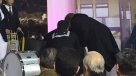 Presidenta Bachelet asistió a un niño que se desvaneció durante acto en Puerto Williams