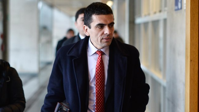 Gerente de Ripley guardó silencio ante la Fiscalía por aportes irregulares a campaña de Bachelet