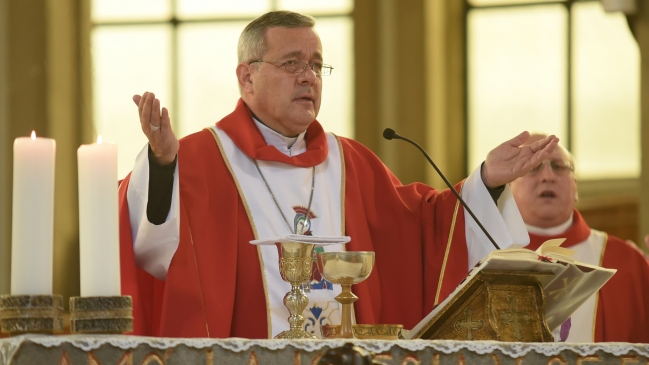 Laicos de Osorno protestaron contra Barros en la Asamblea de Conferencia Episcopal