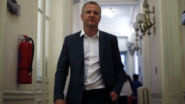 Felipe Kast quiere fichar al equipo de campaña de Mauricio Macri