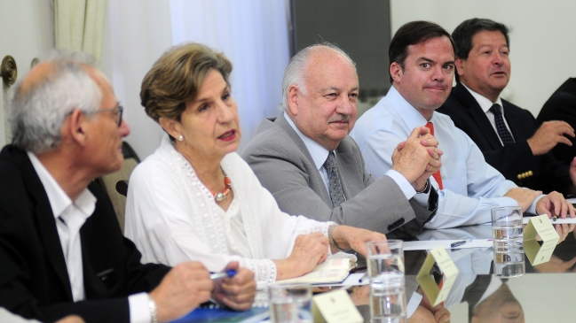 Partido Comunista no llegó a reunión de timoneles de la Nueva Mayoría