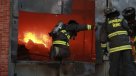 El trabajo de Bomberos para combatir el incendio en Ñuñoa