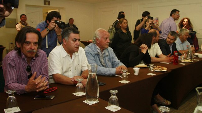 Sector público critica viaje de Bachelet a Marruecos y anuncia nueva marcha