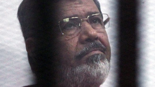 Corte anuló pena a muerte contra ex presidente egipcio