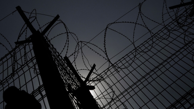 Reclusa denunció a prisión por negarle la posibilidad de practicar su culto satánico